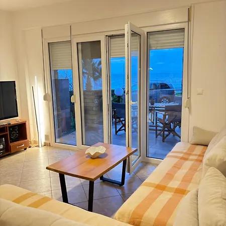 Nakov * Kalyves Polygyrou