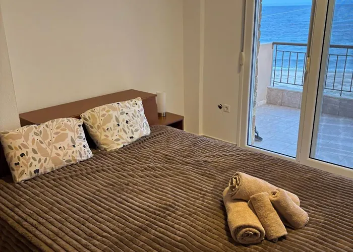 Nakov * Kalyves Polygyrou