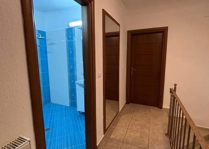 Nakov